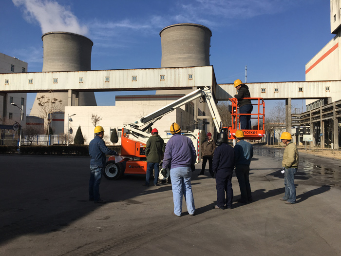 曲臂升降車 曲臂升降車